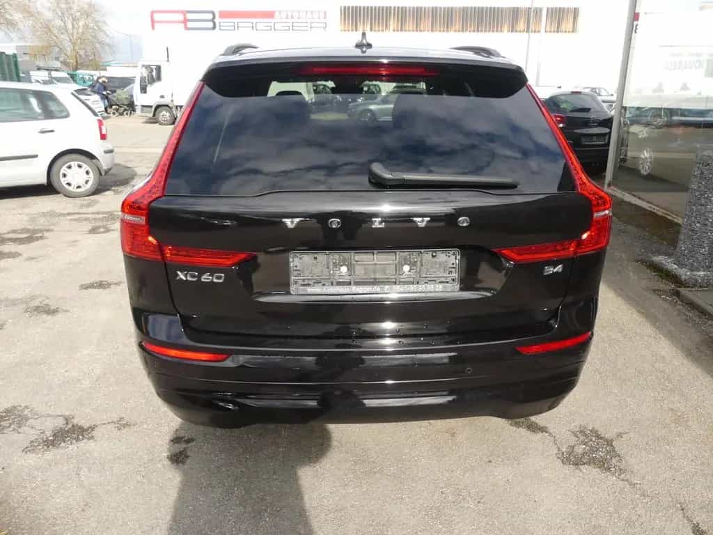 Volvo XC 60 XC60 Core 2WD 01/2023-photo-4