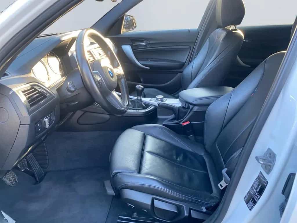 BMW 1 Series 118 i M Sport *LED*19''*HiFi*Leder*Shadow*SHZ*Na 05/2019-photo-8