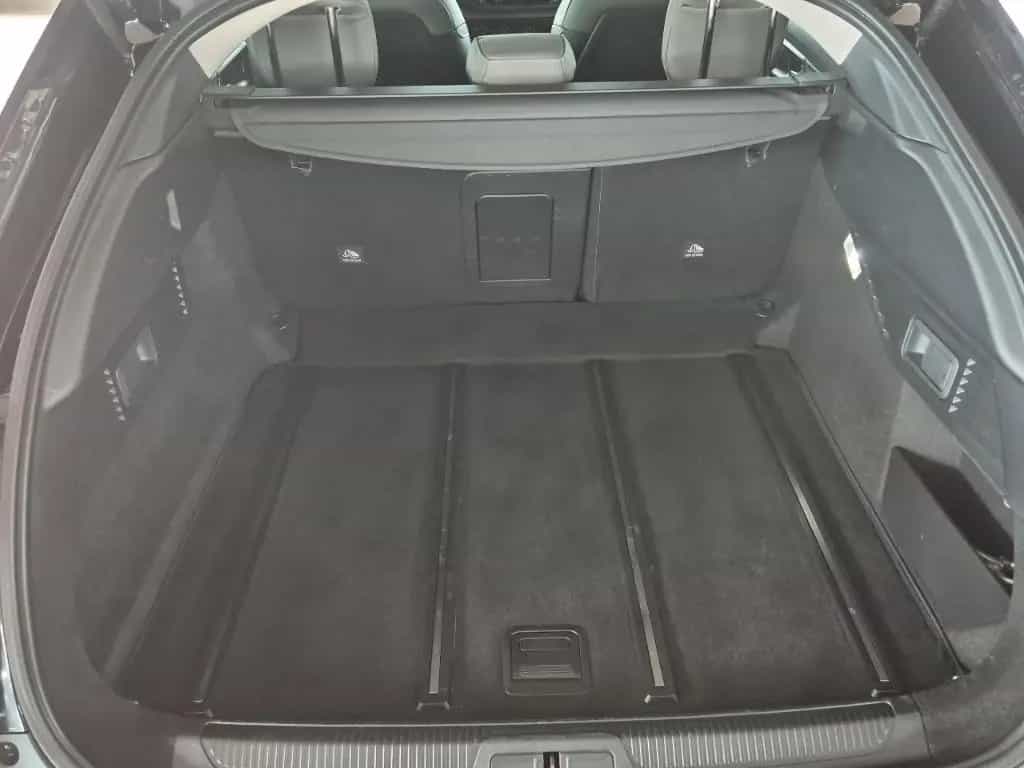 Citroën C5 X C5X Plus AT Shz Navi Head-up Kamera PDC v+h 06/2025-photo-5