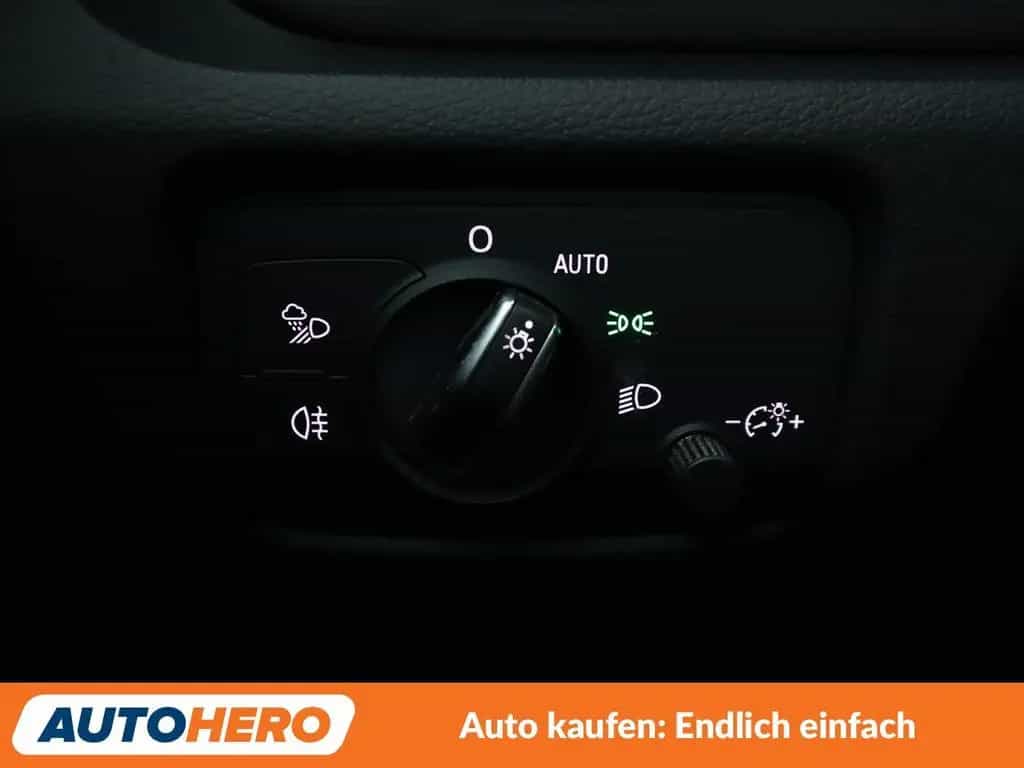 Audi A3 Sportback 35 TFSI Sport Aut.*LED*TEMPO*PDC* 12/2018-photo-24