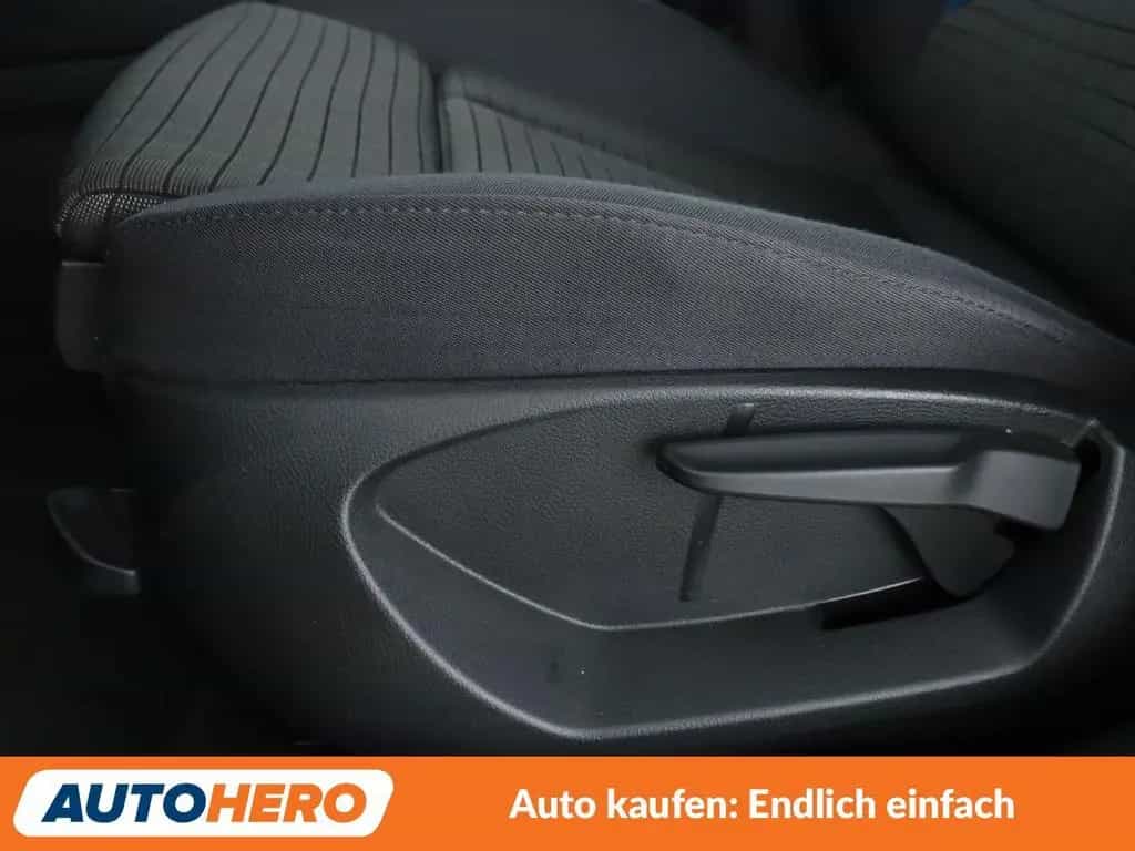 Audi A3 Sportback 35 TFSI Sport Aut.*LED*TEMPO*PDC* 12/2018-photo-25