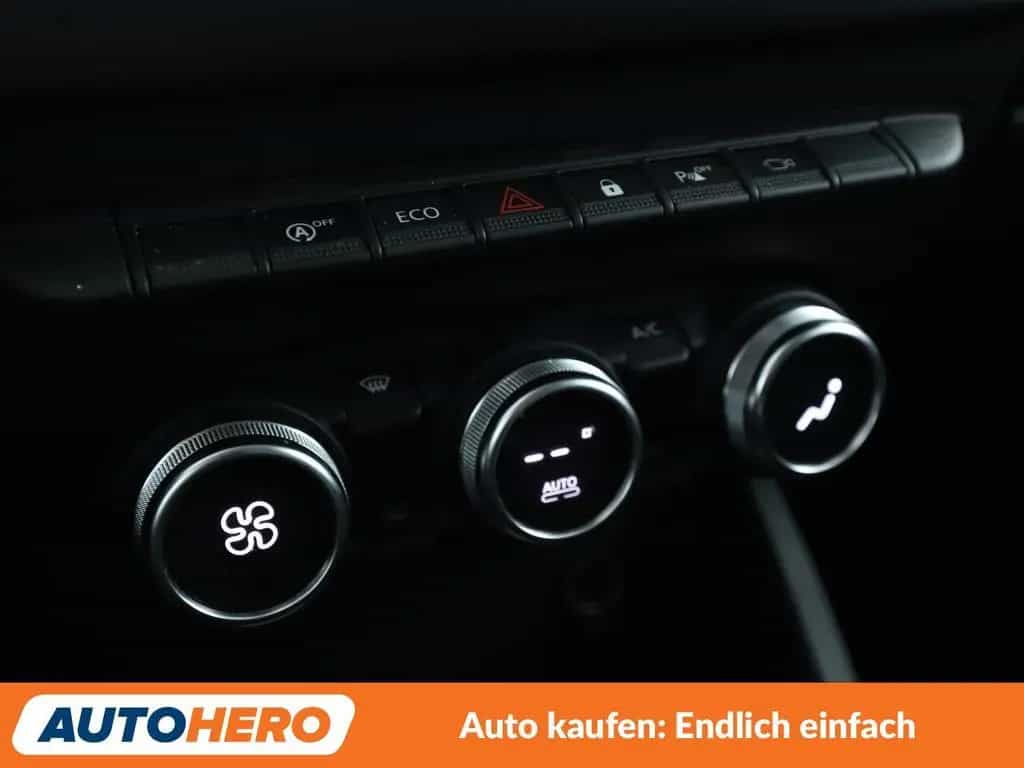 Dacia Duster 1.3 TCe Prestige *NAVI*CAM*TEMPO*SHZ*ALU* 12/2019-photo-22