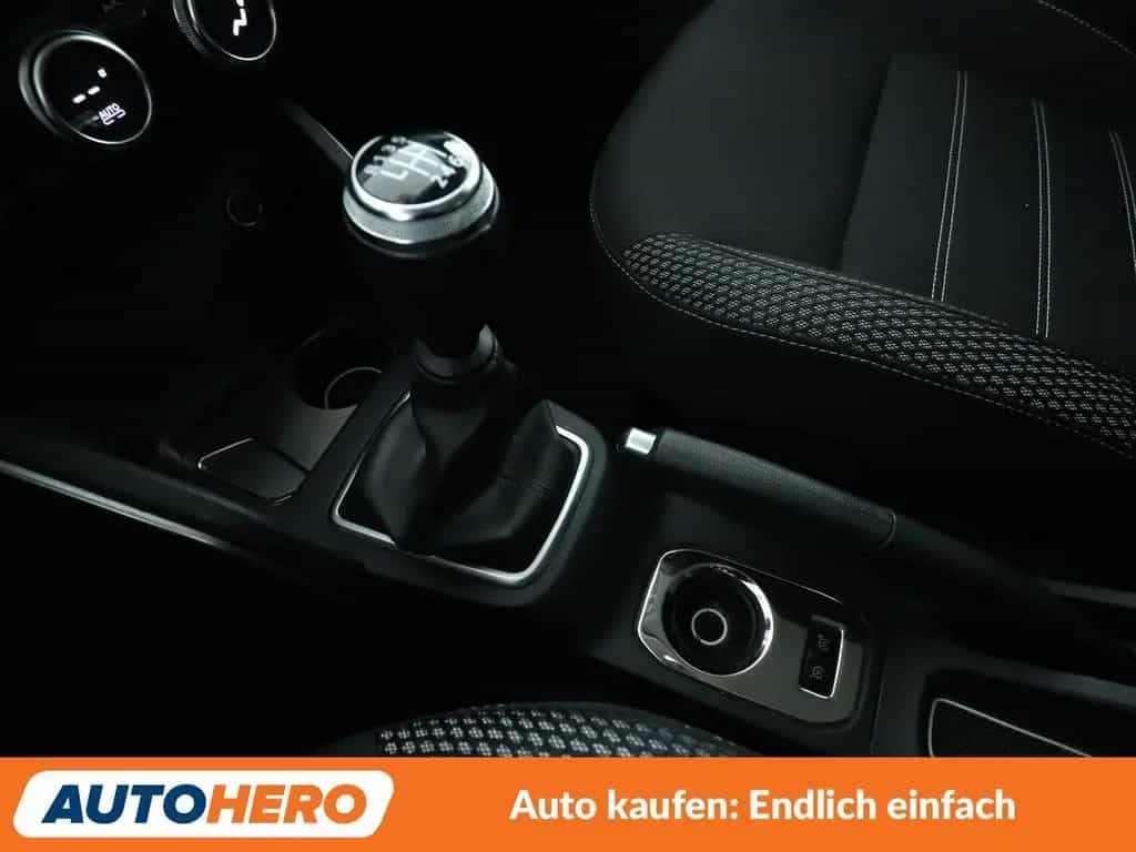 Dacia Duster 1.3 TCe Prestige *NAVI*CAM*TEMPO*SHZ*ALU* 12/2019-photo-23