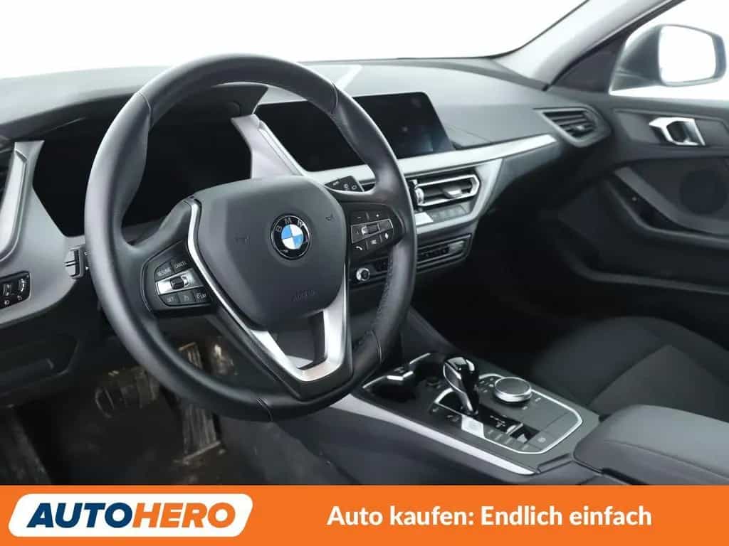 BMW 1 Series 120i Advantage Aut.*NAVI*LED*CAM*SHZ*TEMPO*ALU* 07/2021-photo-10