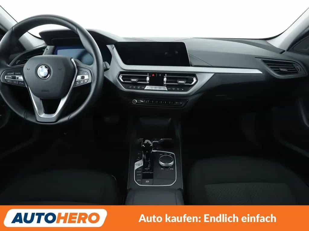 BMW 1 Series 120i Advantage Aut.*NAVI*LED*CAM*SHZ*TEMPO*ALU* 07/2021-photo-11