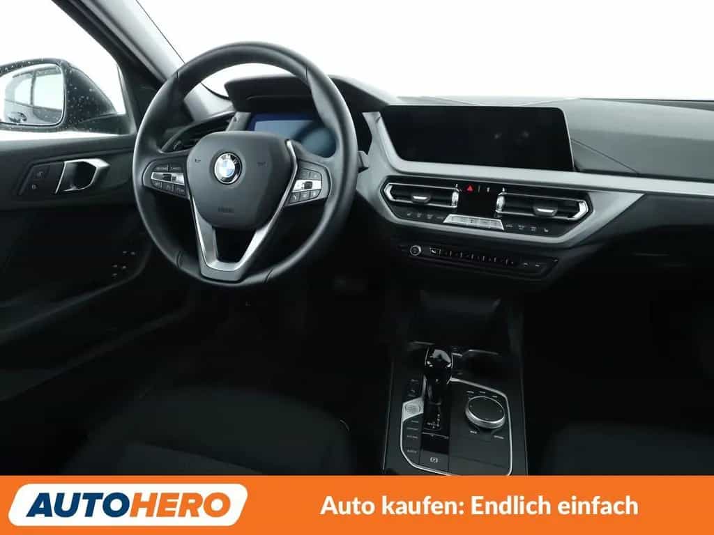 BMW 1 Series 120i Advantage Aut.*NAVI*LED*CAM*SHZ*TEMPO*ALU* 07/2021-photo-12