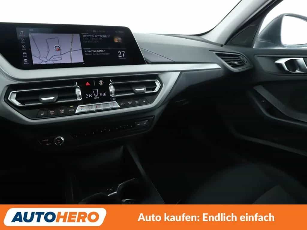 BMW 1 Series 120i Advantage Aut.*NAVI*LED*CAM*SHZ*TEMPO*ALU* 07/2021-photo-24