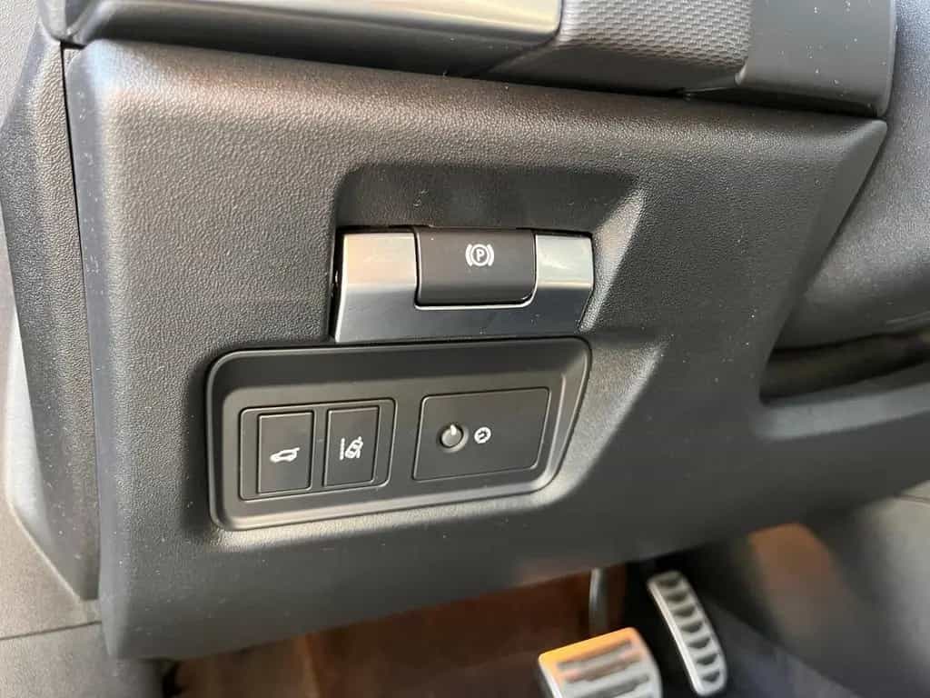 Jaguar E-Pace P200 R-Dynamic AWD AHK BLACK PACK ACC 07/2019-photo-10