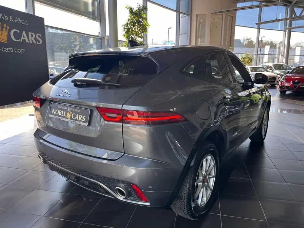 Jaguar E-Pace P200 R-Dynamic AWD AHK BLACK PACK ACC 07/2019-photo-6