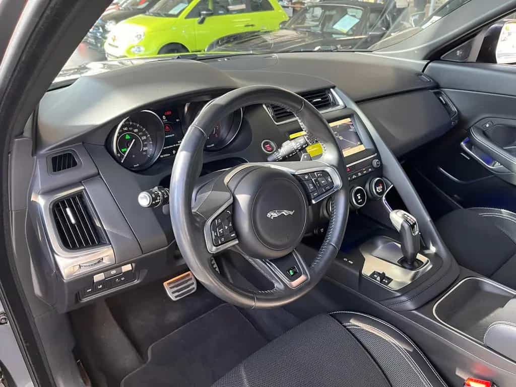 Jaguar E-Pace P200 R-Dynamic AWD AHK BLACK PACK ACC 07/2019-photo-7