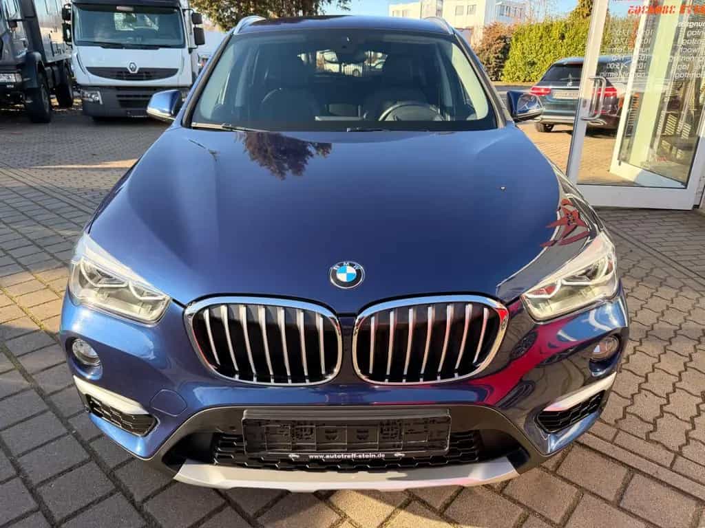 BMW X1 sDrive 18 i xLine 05/2018-photo-2