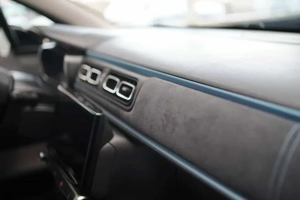 Citroën C3 PureTech 110 EAT6 Elle Automatik Sitzheizung 10/2023-photo-10