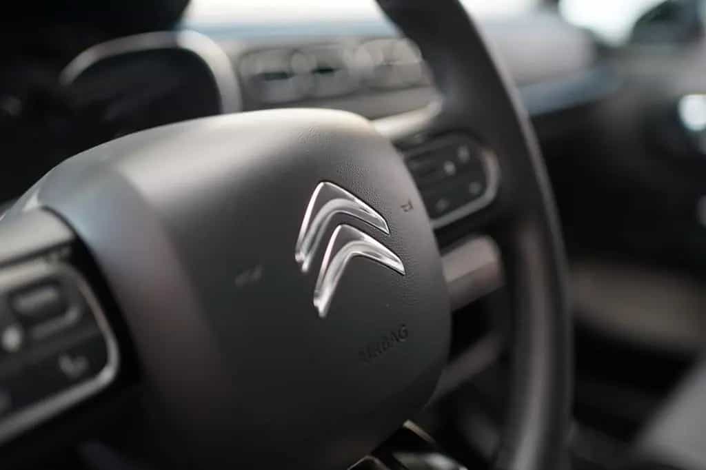 Citroën C3 PureTech 110 EAT6 Elle Automatik Sitzheizung 10/2023-photo-18