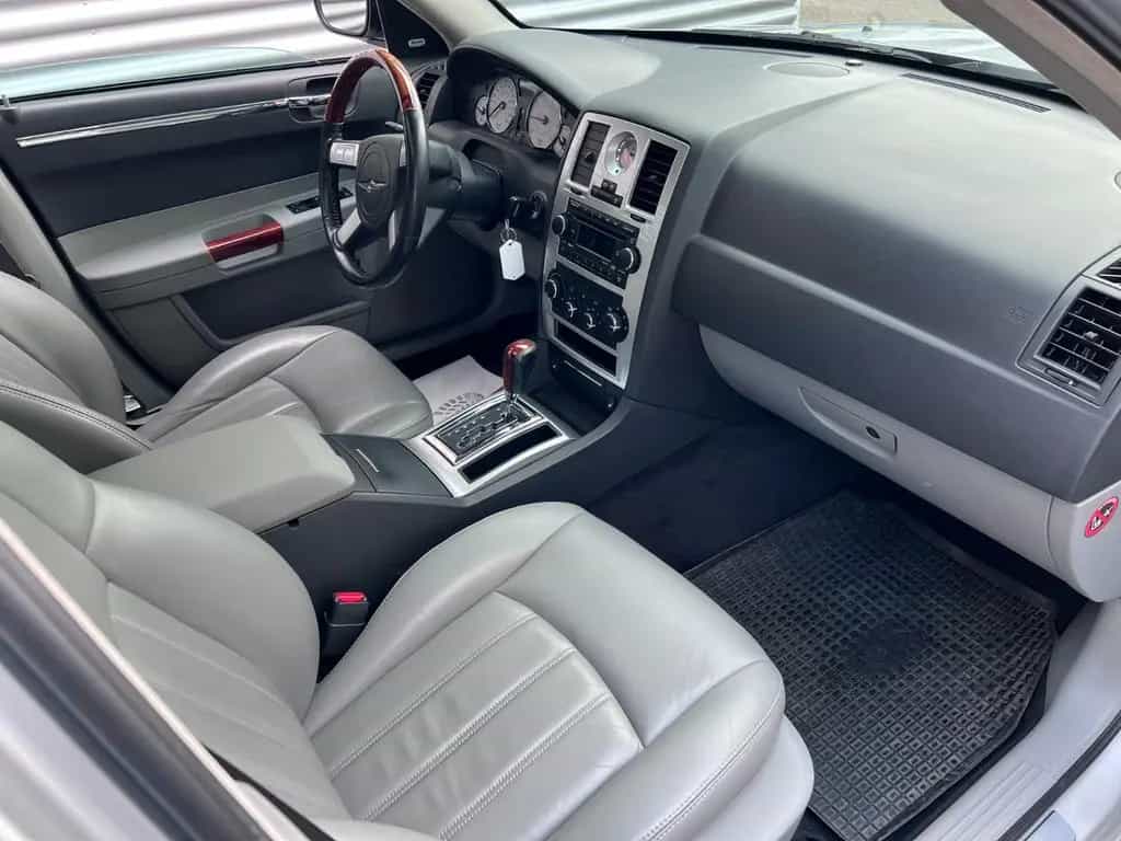 Chrysler 300C T 3.5 Aut.(LPG) XENON/LEDER/SHZ/TEMP/KLIMA 11/2007-photo-8