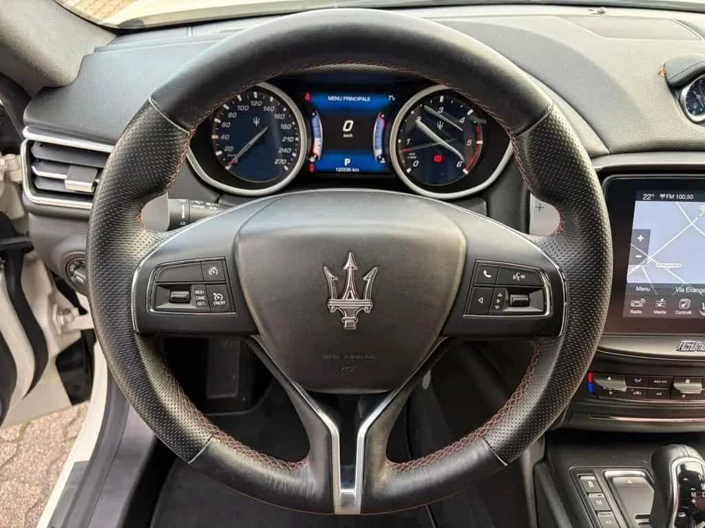 Maserati Ghibli 3.0 V6 ds 250cv auto my16 E6 10/2017-photo-11