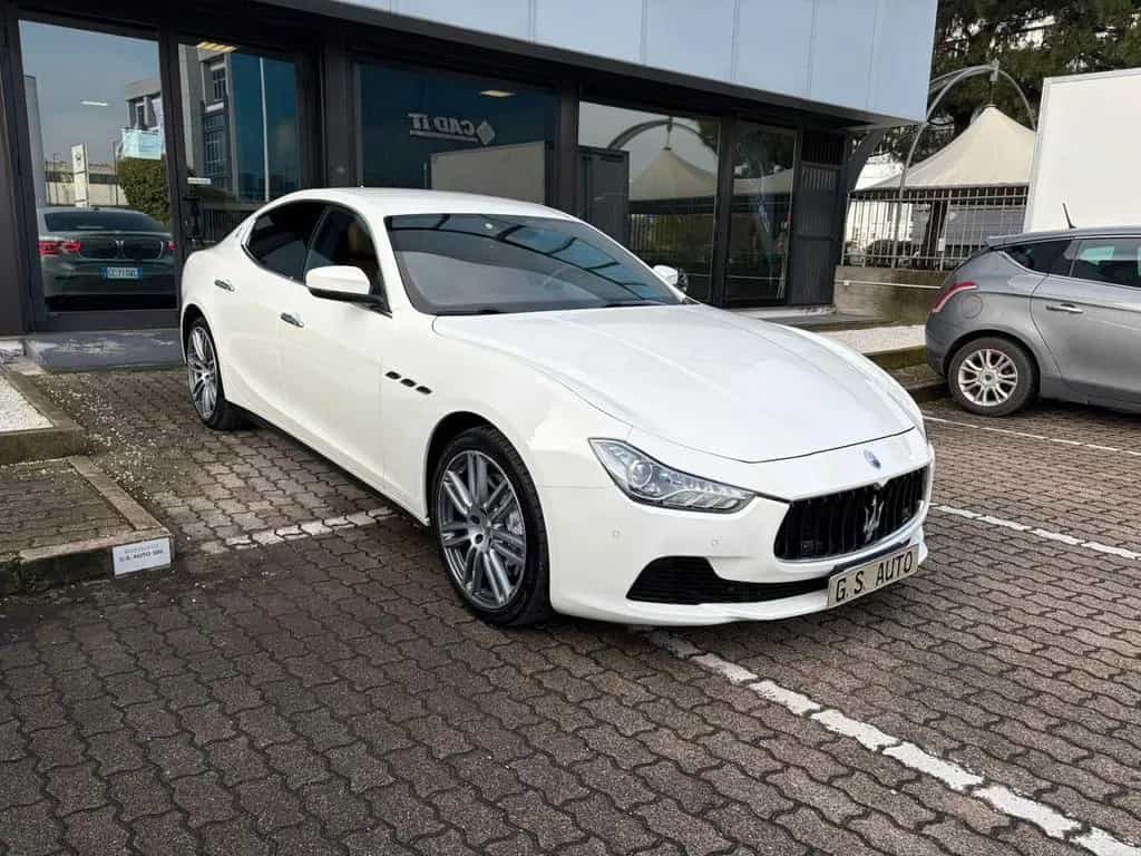 Maserati Ghibli 3.0 V6 ds 250cv auto my16 E6 10/2017-photo-2