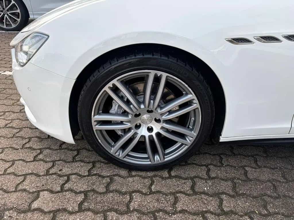 Maserati Ghibli 3.0 V6 ds 250cv auto my16 E6 10/2017-photo-7