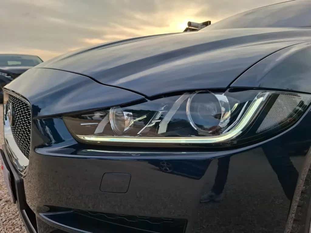 Jaguar XE 2.0 D 180cv *SOLO 23.000 KM* 05/2018-photo-11