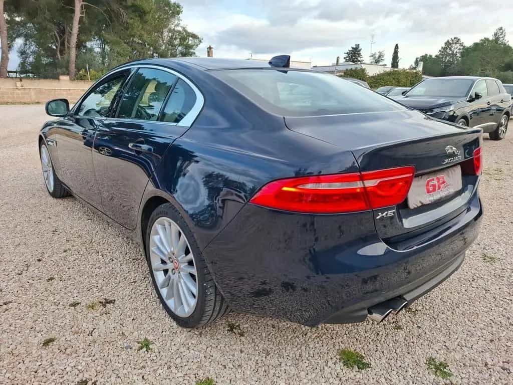 Jaguar XE 2.0 D 180cv *SOLO 23.000 KM* 05/2018-photo-6