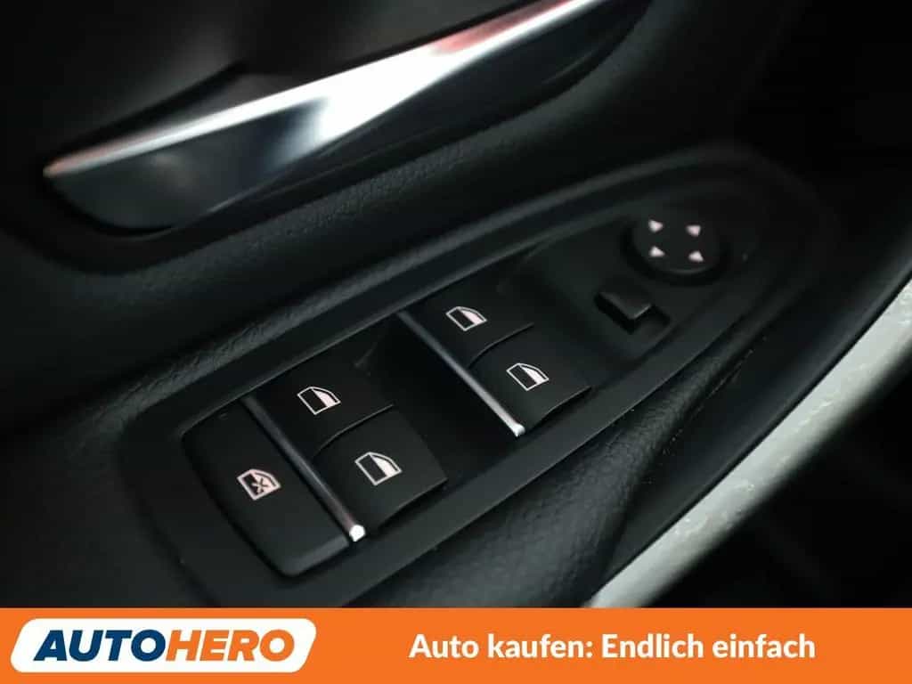 BMW 3 Series 318i M Sport Shadow Aut.*NAVI*LED*PDC*SHZ*TEMPO* 03/2019-photo-22