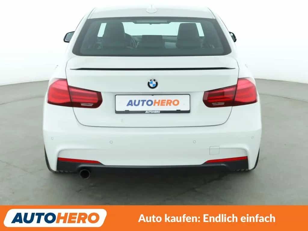 BMW 3 Series 318i M Sport Shadow Aut.*NAVI*LED*PDC*SHZ*TEMPO* 03/2019-photo-3