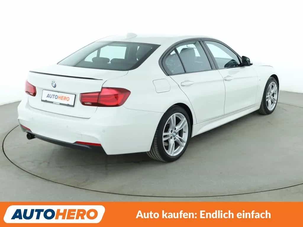 BMW 3 Series 318i M Sport Shadow Aut.*NAVI*LED*PDC*SHZ*TEMPO* 03/2019-photo-4
