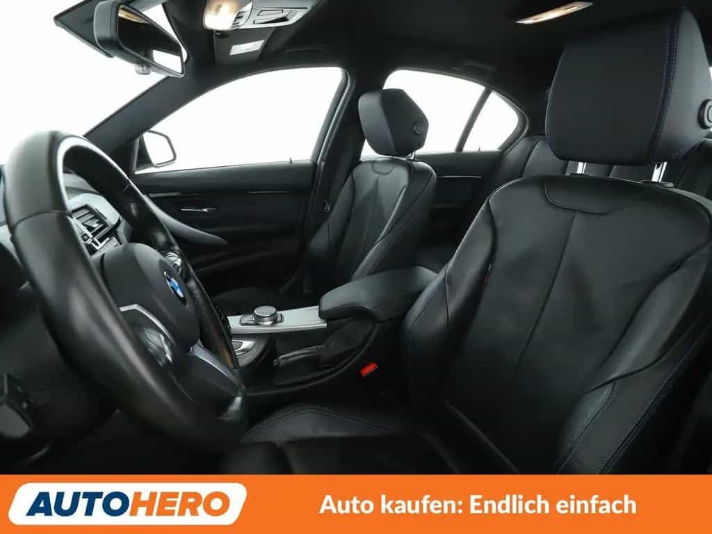BMW 3 Series 318i M Sport Shadow Aut.*NAVI*LED*PDC*SHZ*TEMPO* 03/2019-photo-8