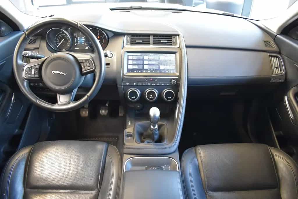 Jaguar E-Pace 2.0 AWD LED~AHK~DAB~RFKamera~Meridian 05/2019-photo-2