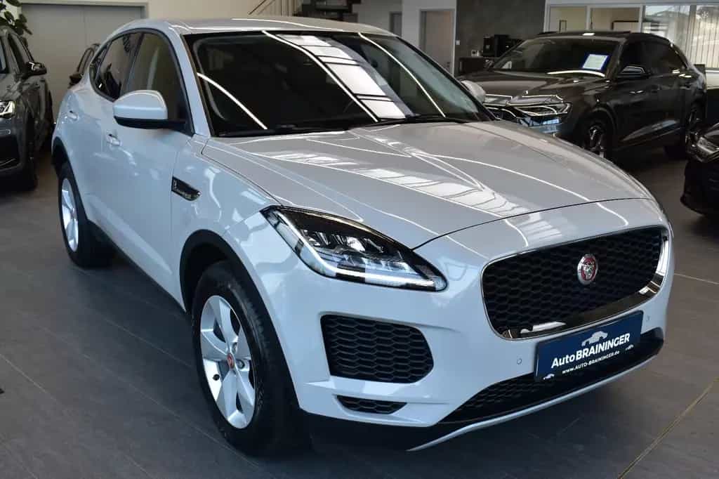Jaguar E-Pace 2.0 AWD LED~AHK~DAB~RFKamera~Meridian 05/2019-photo-4