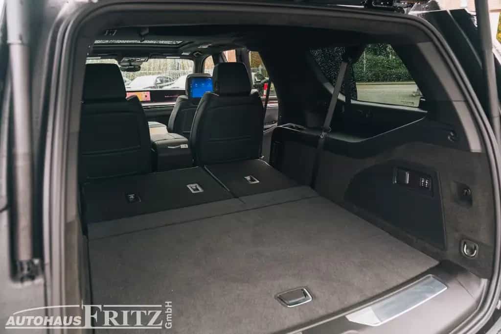 Cadillac Escalade ESV Sport Platinum, TV, Executive Seats null-photo-5