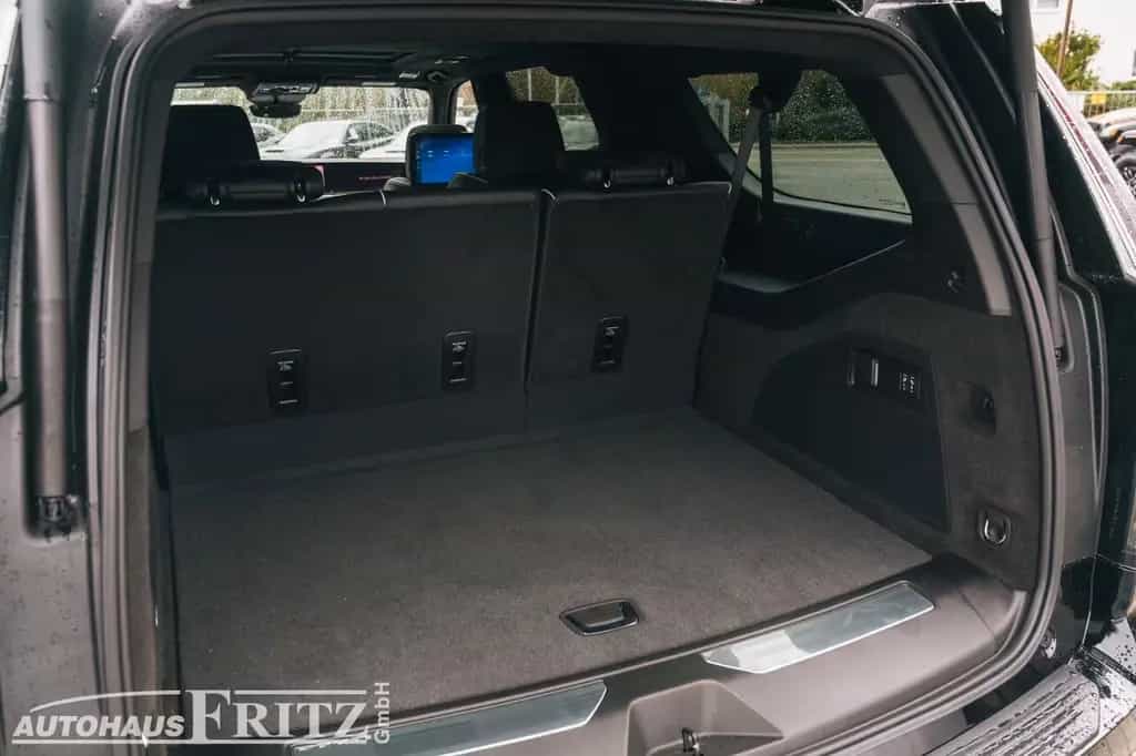 Cadillac Escalade ESV Sport Platinum, TV, Executive Seats null-photo-6