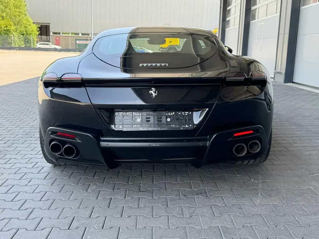 Ferrari Roma Coupe Schwarz 04/2021-photo-2