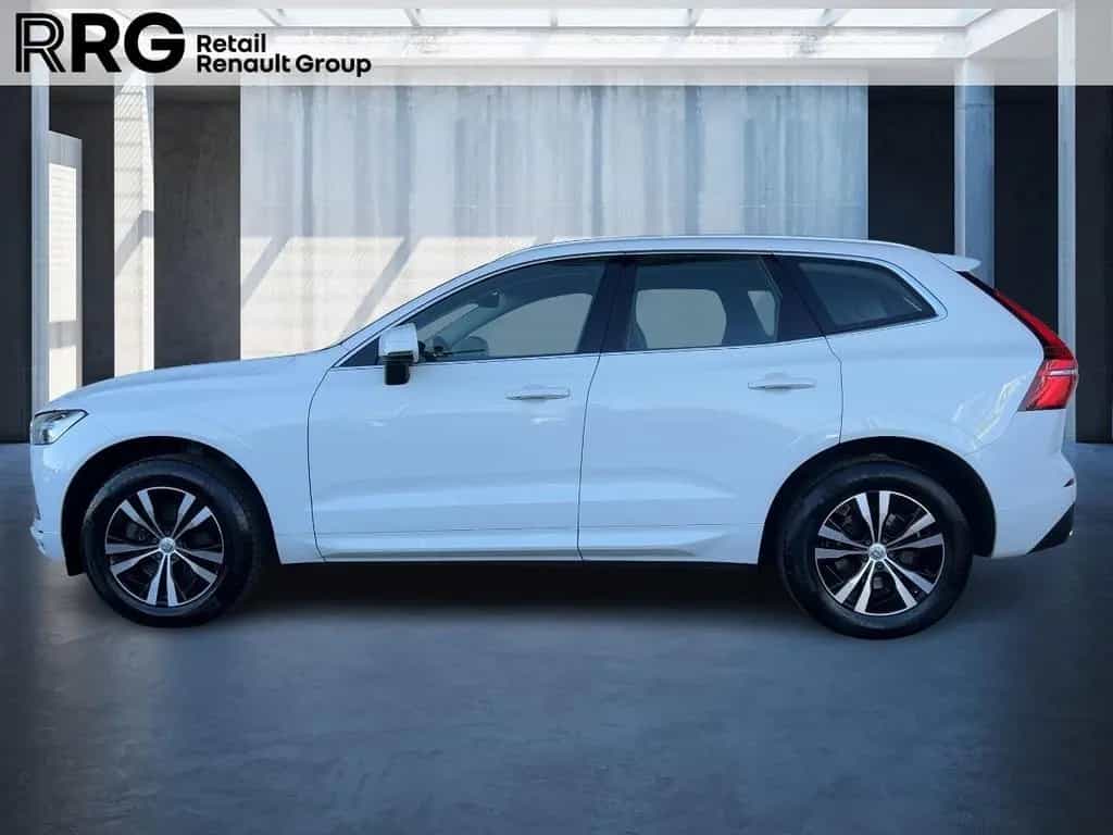 Volvo XC 60 B4 AWD Momentum Pro Mild-Hybrid 10/2020-photo-0