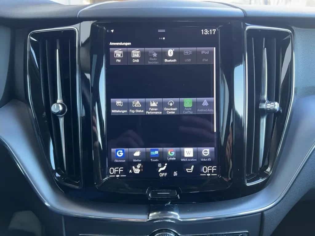 Volvo XC 60 B4 AWD Momentum Pro Mild-Hybrid 10/2020-photo-12