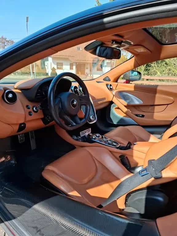 McLaren GT EZ2019 10/2019-photo-5
