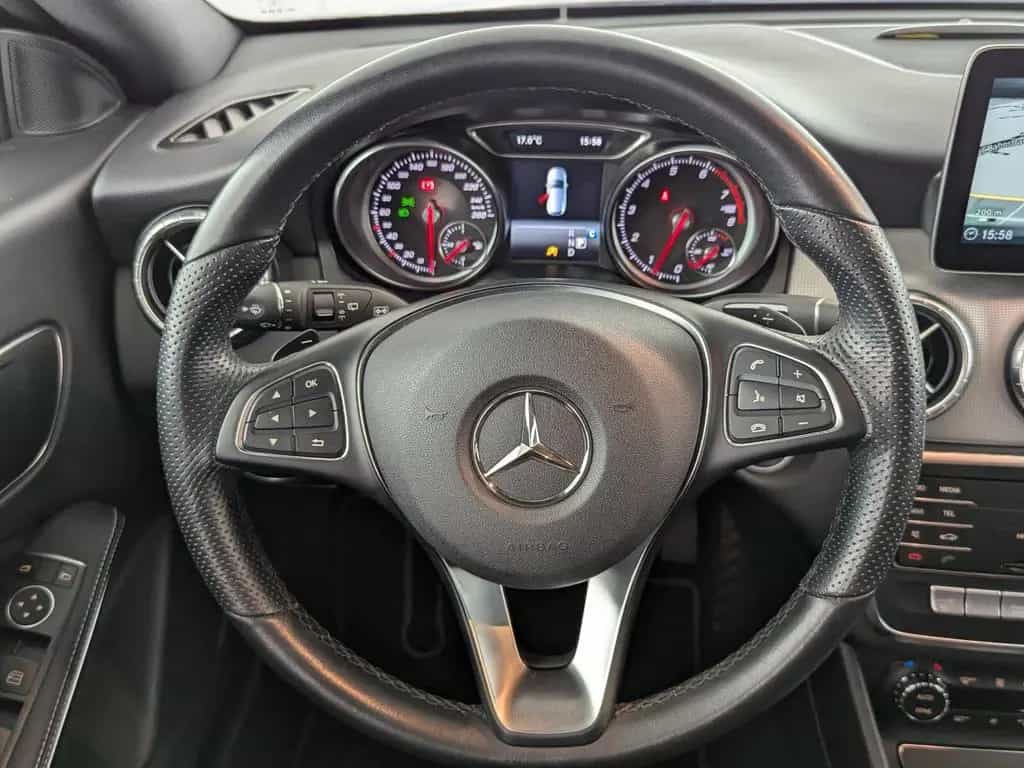 Mercedes-Benz CLA-Class 200 Shooting Brake Urban LED+NAVI+SHZ+RFK+BC 08/2018-photo-17