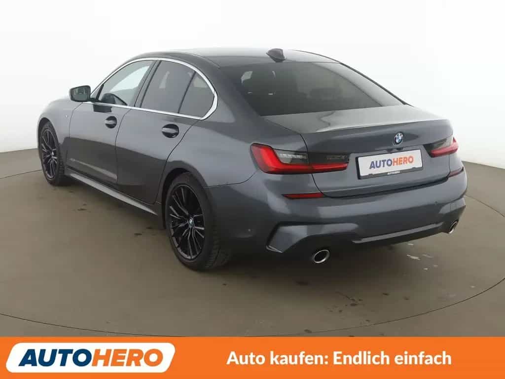 BMW 320 d M Sport Aut.*NAVI*LED*ACC*CAM*PDC*SHZ* 08/2021-photo-3