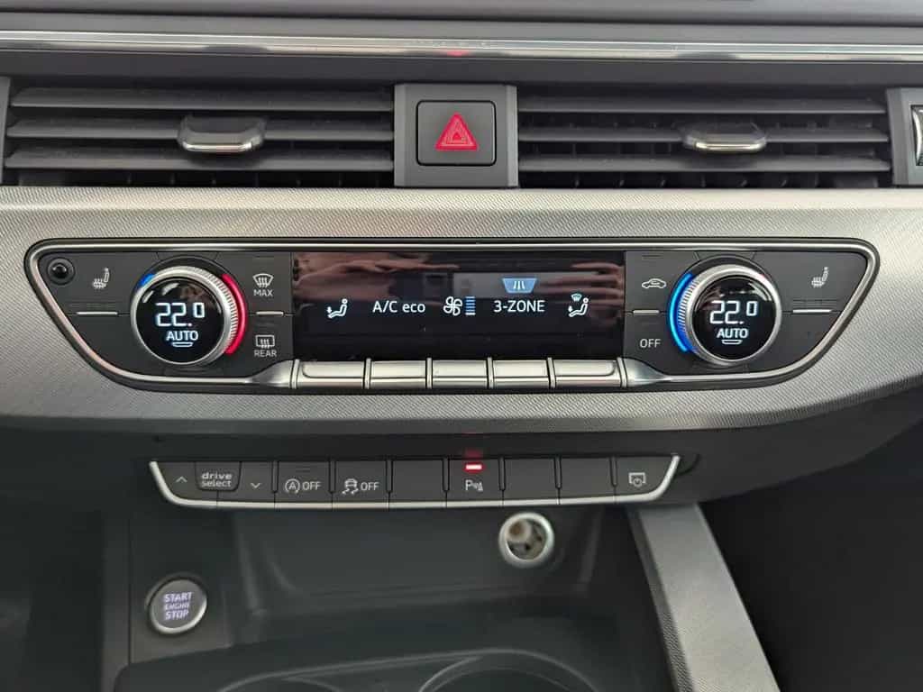 Audi A4 2.0 TFSI Avant sport XENON+NAVI+AHK+SHZ+PDC+ 09/2017-photo-22