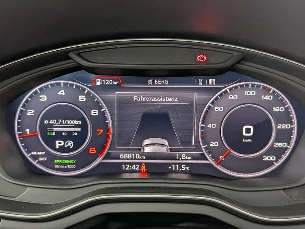 Audi A4 2.0 TFSI Avant sport XENON+NAVI+AHK+SHZ+PDC+ 09/2017-photo-24