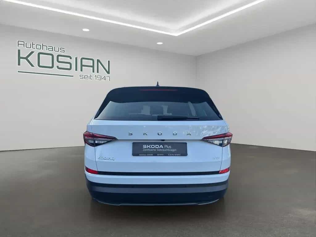 Skoda Kodiaq STYLE 2.0 TSI DSG 4x4 NAVI+AHK+STANDHZG+ 02/2023-photo-3