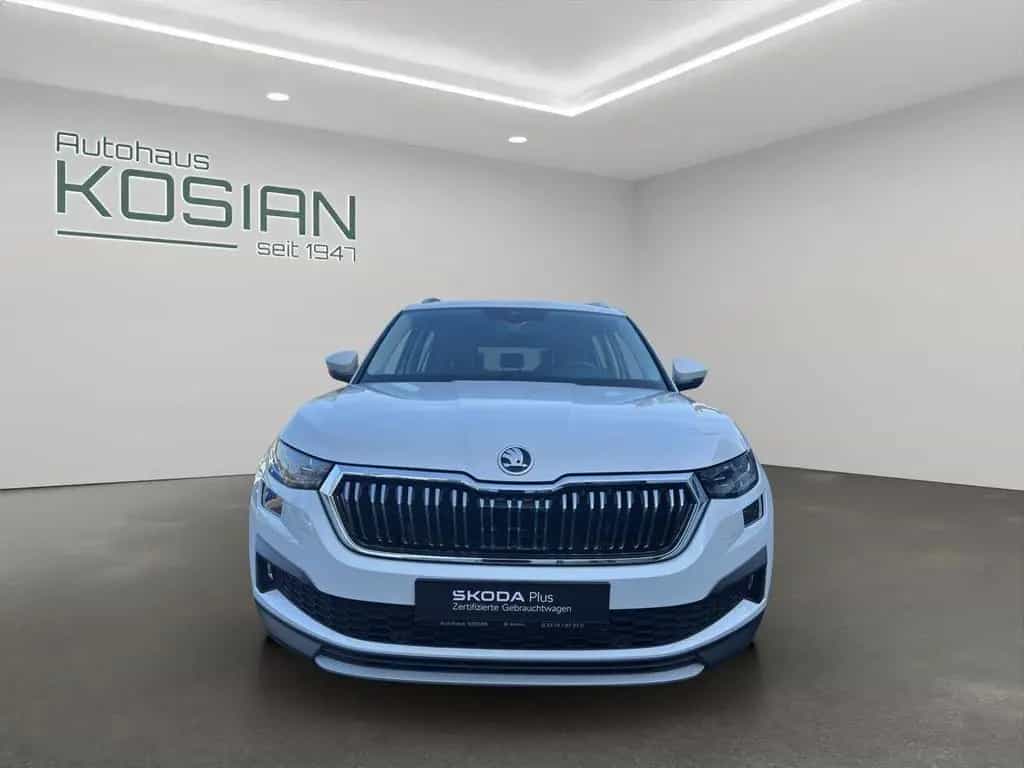 Skoda Kodiaq STYLE 2.0 TSI DSG 4x4 NAVI+AHK+STANDHZG+ 02/2023-photo-7
