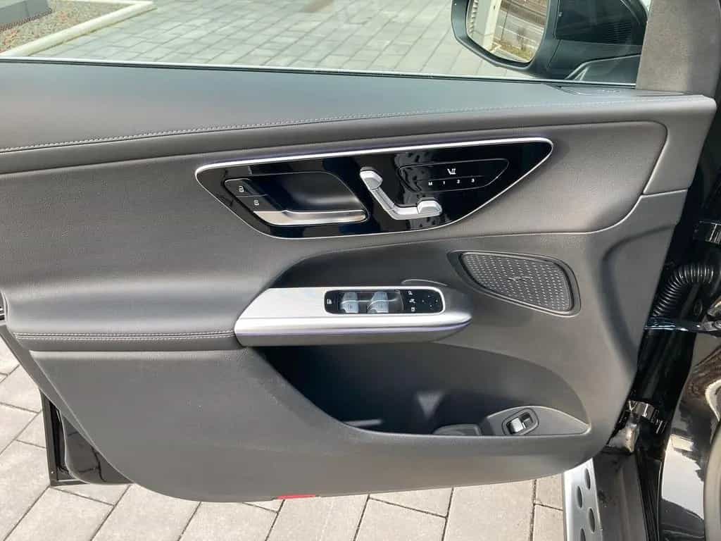 Mercedes-Benz GLC-Class d 4MATIC AMG Line Advanced Plus/Navi 02/2026-photo-7