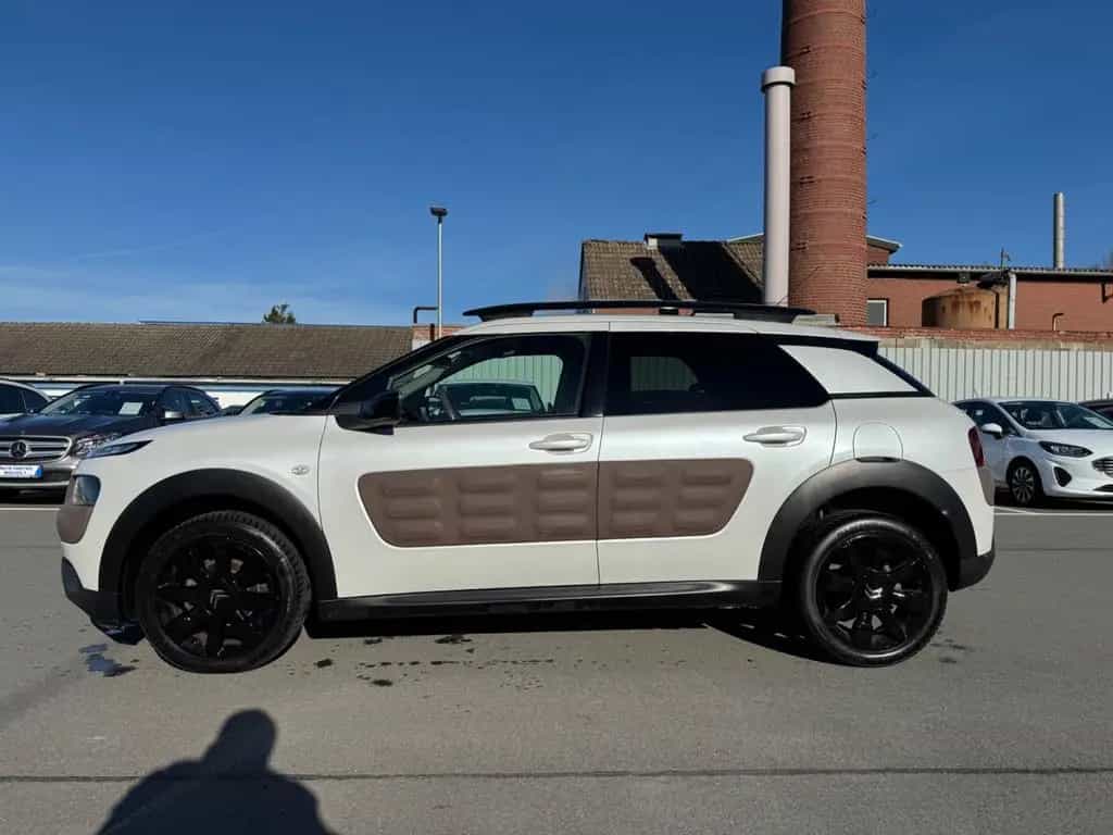 Citroën C4 Cactus *SHINE*EDITITION*TÜVNEU*RFK*SITZH 03/2016-photo-4