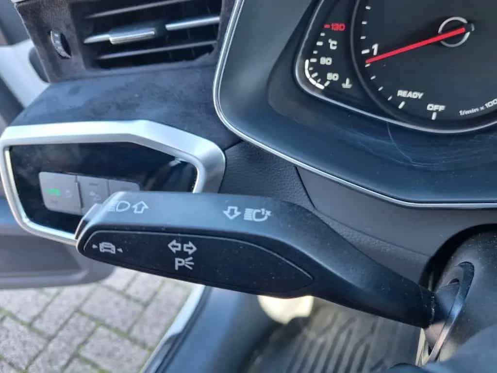 Audi A6 Avant 35 TDI Edition/Navi/Kamera/2.Hnd/Garant 05/2021-photo-32