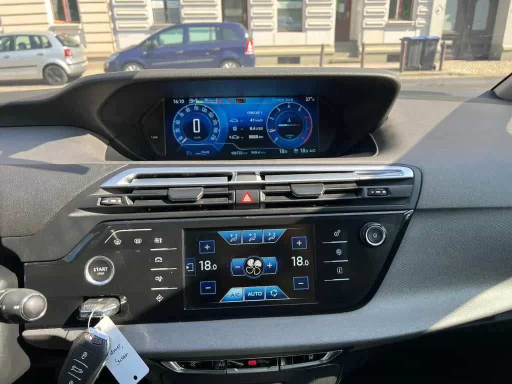 Citroën C4 Picasso/Spacetourer Selection 1-Hand Navi 08/2015-photo-12