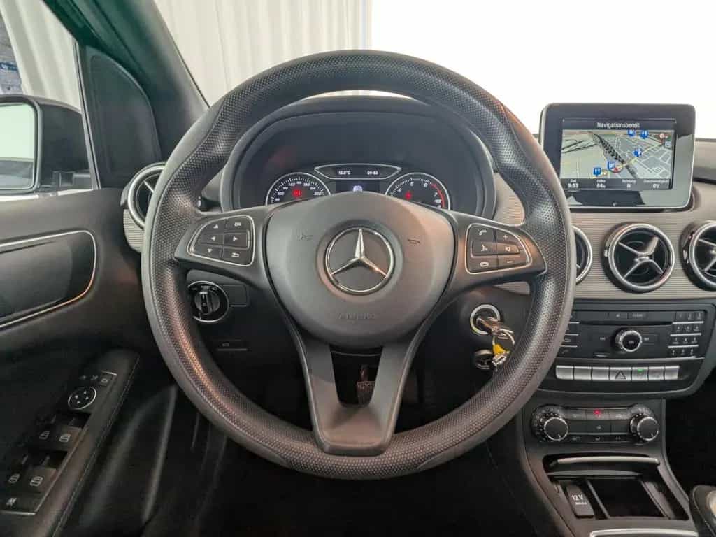 Mercedes-Benz B-Class 200 Style LED+AHK+NAVI+PDC+SHZ+Klima/P-Lenkung 06/2016-photo-17