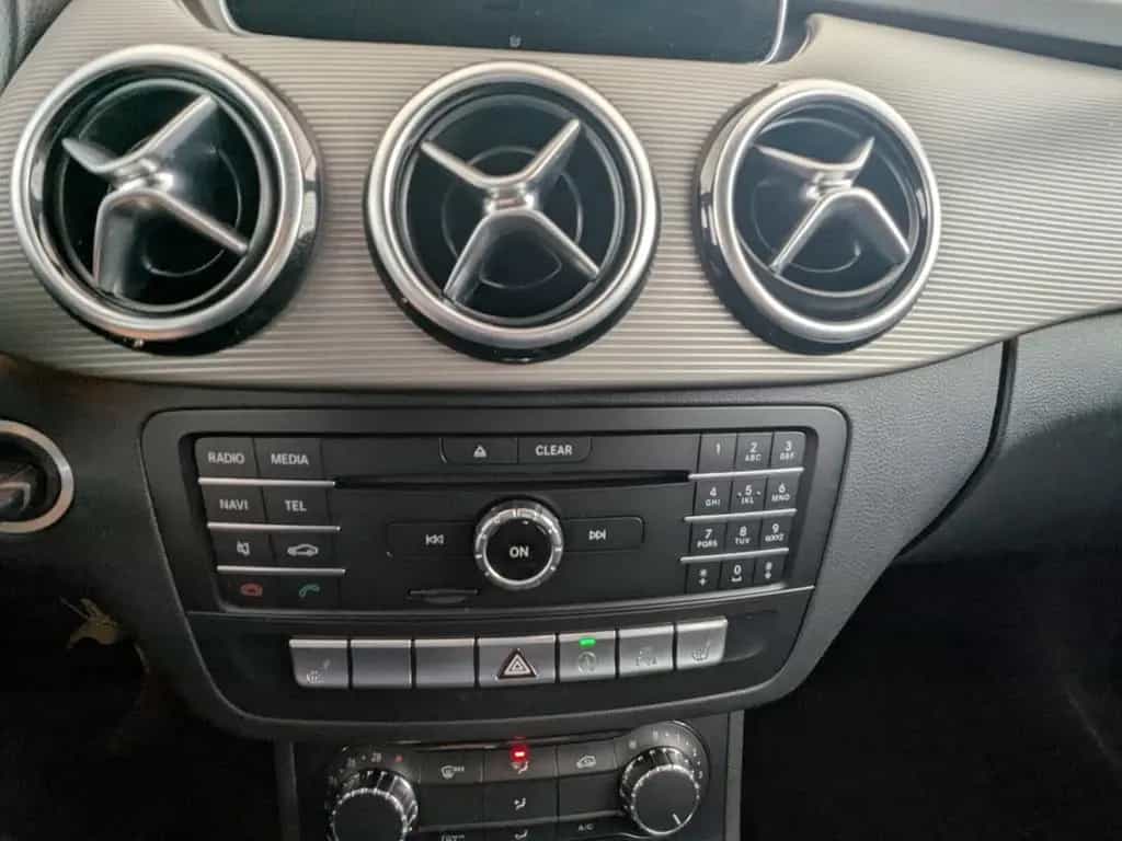 Mercedes-Benz B-Class 200 Style LED+AHK+NAVI+PDC+SHZ+Klima/P-Lenkung 06/2016-photo-19