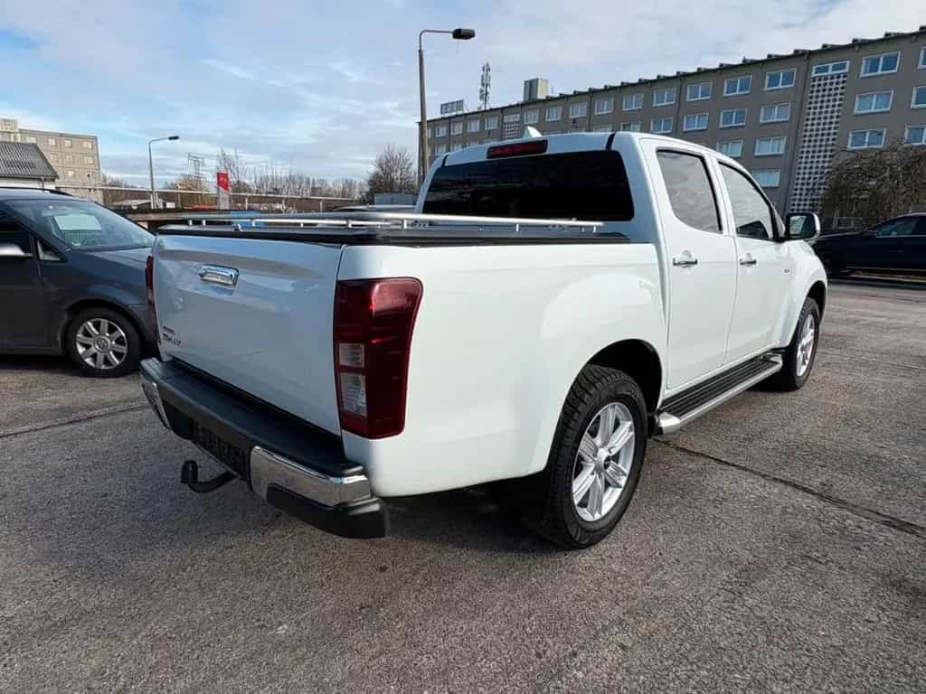 Isuzu D-Max Double Cab 4WD LS Aut.Nav.Standheizung 03/2018-photo-4