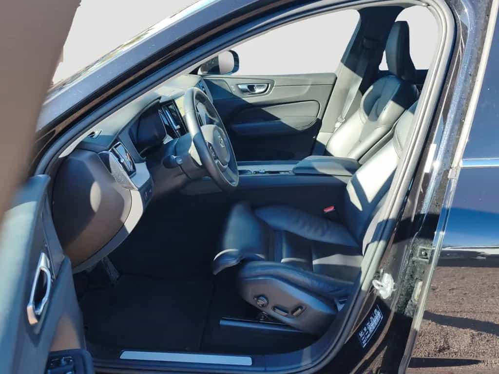 Volvo XC60 D4 Inscription*LED*Navi* 05/2019-photo-2