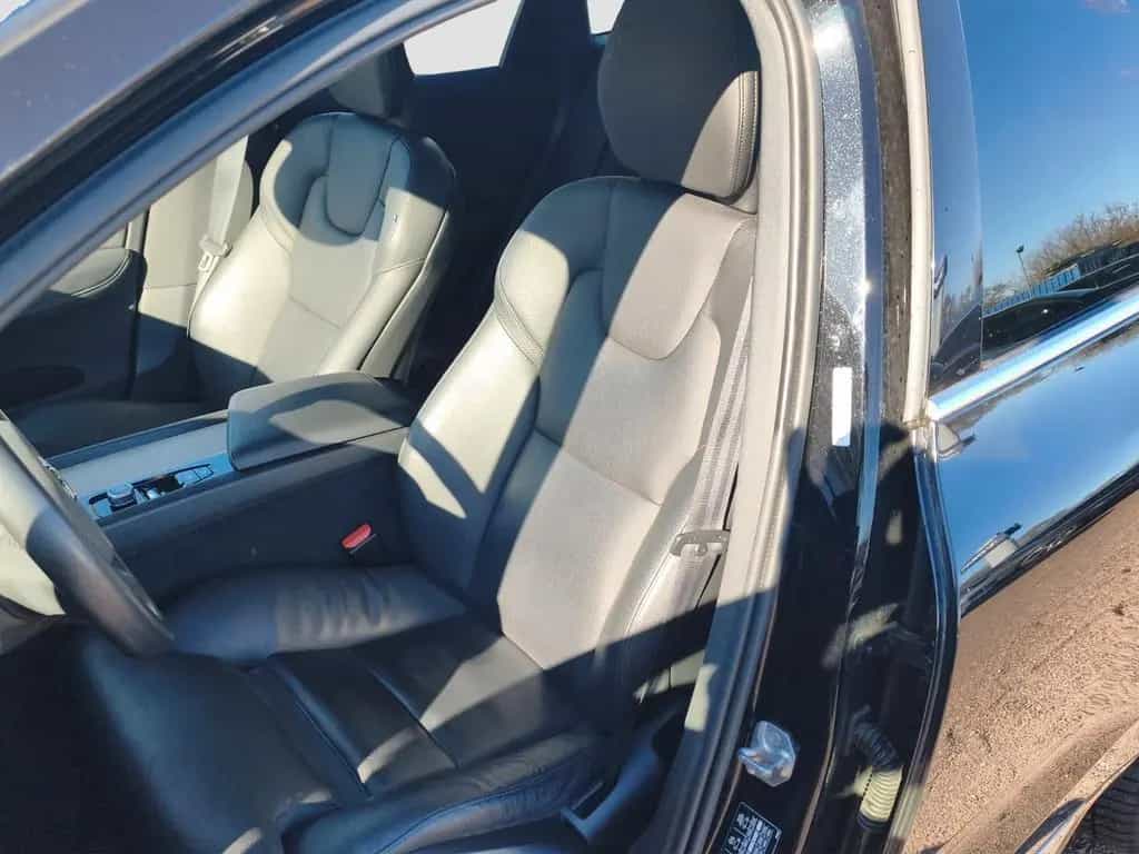 Volvo XC60 D4 Inscription*LED*Navi* 05/2019-photo-6